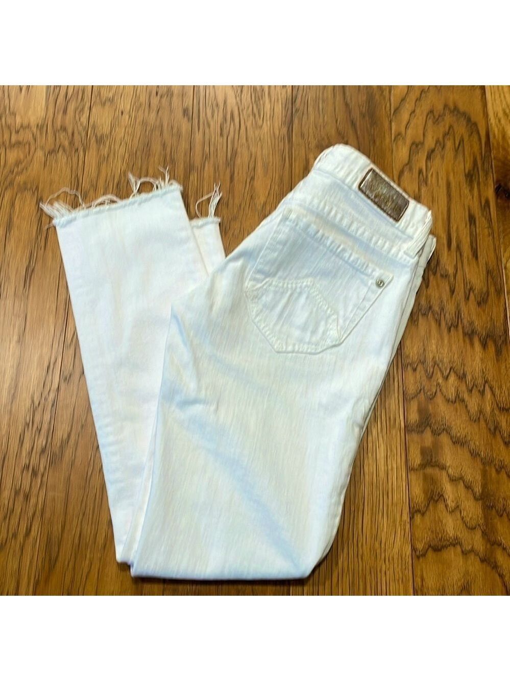 Denim of Virtue white frayed hem women’s denim jeans size 26